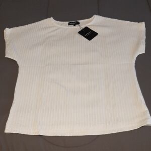 Elegant White Short Sleeve Top